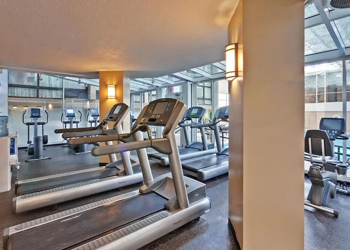 Hotel Crowne Plaza Chicago Ohare & Conf Ctr By Ihg 4*