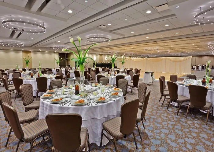 Crowne Plaza Chicago Ohare & Conf Ctr By Ihg Hotel Rosemont