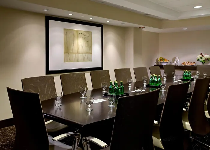 Crowne Plaza Chicago Ohare & Conf Ctr By Ihg Hotel