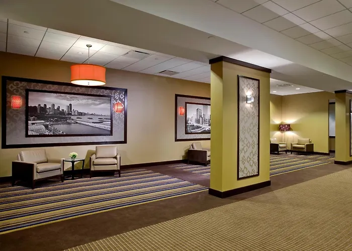 Hotel Crowne Plaza Chicago Ohare & Conf Ctr By Ihg 4*