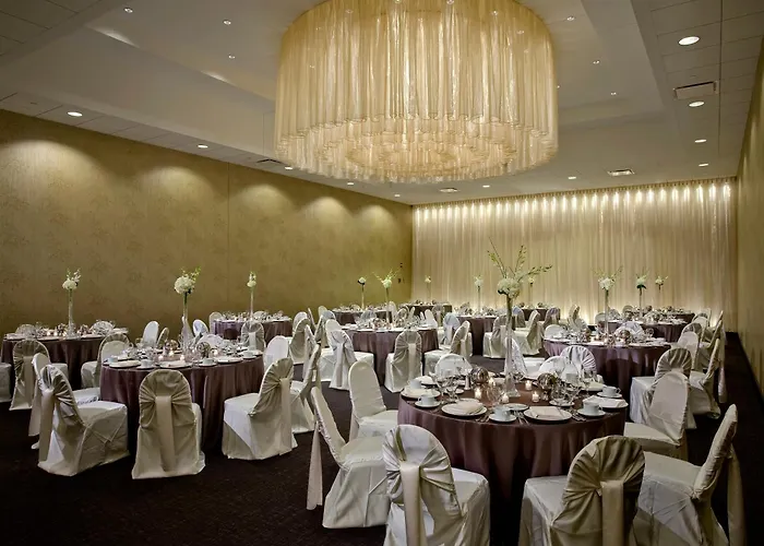 Crowne Plaza Chicago Ohare & Conf Ctr By Ihg Hotel 4*