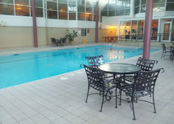 Hotel Crowne Plaza Chicago Ohare & Conf Ctr By Ihg 4*