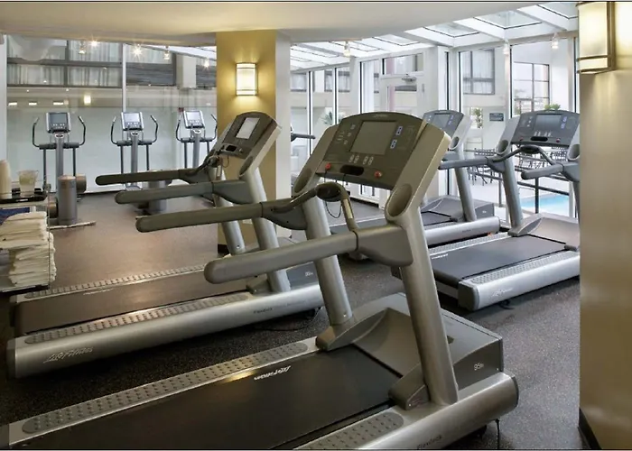 Crowne Plaza Chicago Ohare & Conf Ctr By Ihg Hotel Rosemont