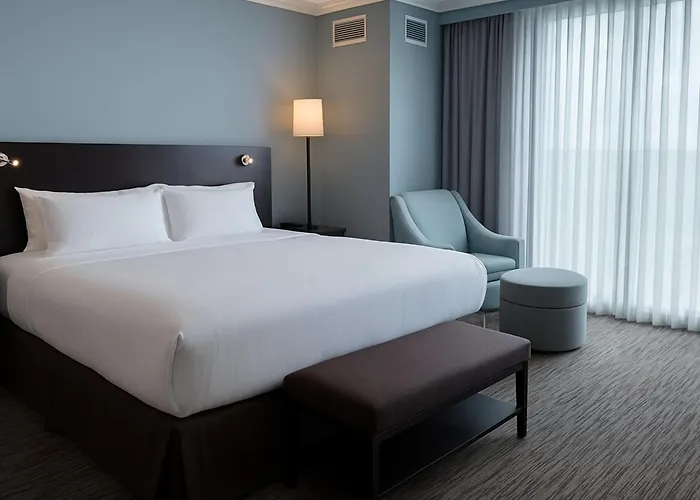 Crowne Plaza Chicago Ohare & Conf Ctr By Ihg 4*