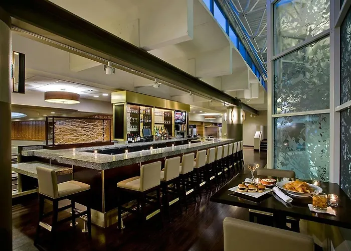 Crowne Plaza Chicago Ohare & Conf Ctr By Ihg Hotel 4*