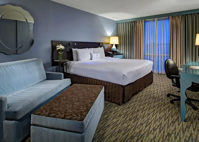 Crowne Plaza Chicago Ohare & Conf Ctr By Ihg Hotel